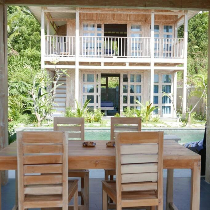 Silir Villa "Your Cozy Home" Mataram Buitenkant foto