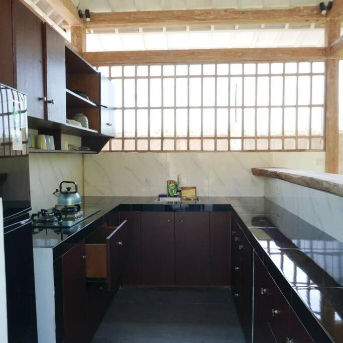 Silir Villa "Your Cozy Home" Mataram Buitenkant foto