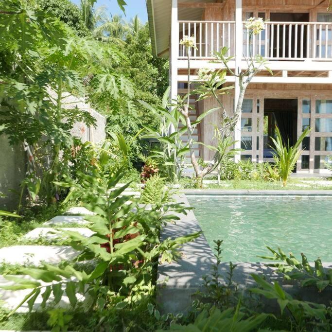 Silir Villa "Your Cozy Home" Mataram Buitenkant foto