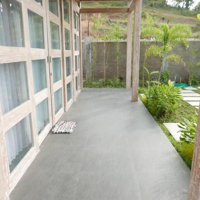 Silir Villa "Your Cozy Home" Mataram Buitenkant foto