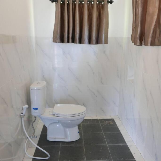 Silir Villa "Your Cozy Home" Mataram Buitenkant foto